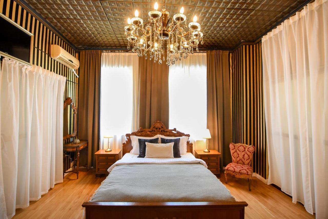 The Museum - Wonderful Super Central Apartment บูคาเรสต์ ภายนอก รูปภาพ