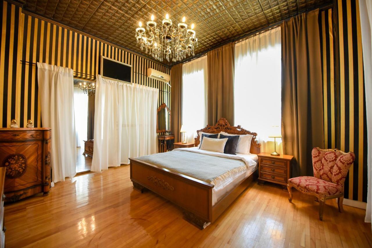 The Museum - Wonderful Super Central Apartment บูคาเรสต์ ภายนอก รูปภาพ